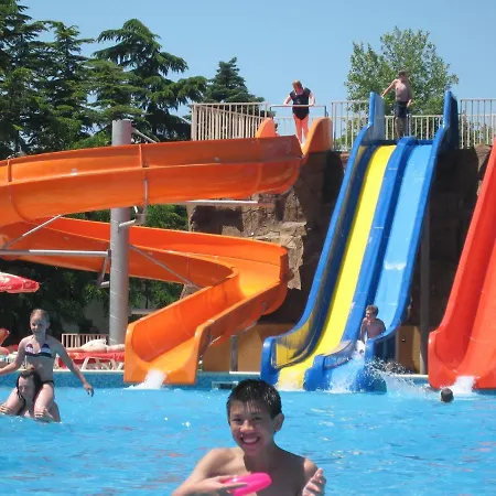 酒店 Iskar & Aquapark
